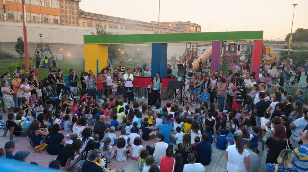 Spettacolo di magia comica e mentalismo a domicilio, ideale per feste private, eventi aziendali, matrimoni e cene spettacolo. Con un'esperienza interattiva e coinvolgente, maghi professionisti offrono numeri di magia comica, giocoleria e divertentismo di alto livello, adattabili a qualsiasi tipo di evento. Durata flessibile , con possibilità di personalizzazione. Perfetto per intrattenere ospiti di tutte le età e rendere il tuo evento indimenticabile.