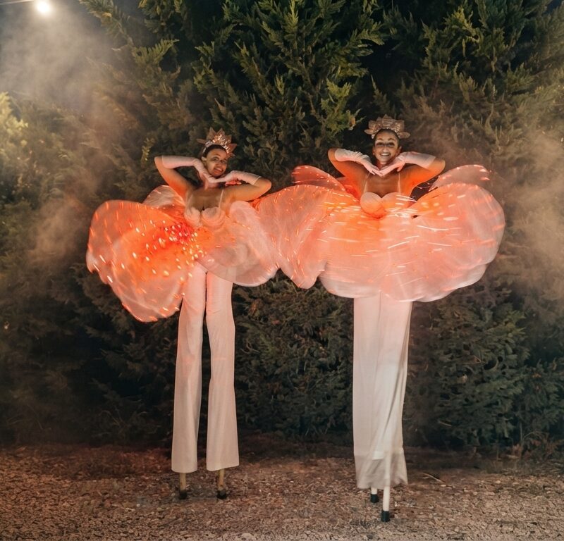 trampoliere-luminose-duo-altea-artistidistrada-puglia (4) trampoliere-luminose-duo-altea-artistidistrada-puglia (4)